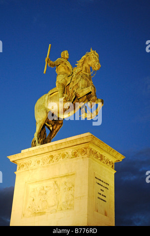 Equestrian statue Philipp lV, Felipe, monument, Plaza de Oriente Stock Photo: 21671983 - Alamy