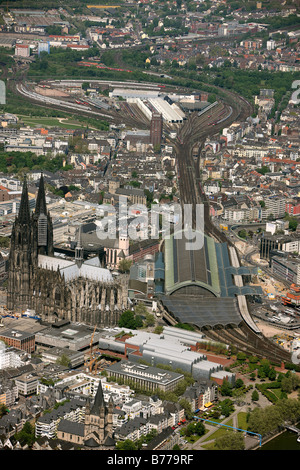 Aerial view, Cologne Central Station, Cologne Cathedral, Cologne, Rhineland, North Rhine-Westphalia, Germany, Europe
