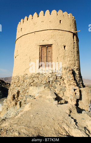 Historic watchtower in the Hatta oasis, Emirate of Dubai, United Arab Emirates, Arabia, Near East Stock Photo