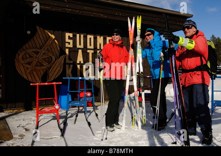 Nordic ski, cross-country skiers in Urho Kekkonen Nationalpark, Kiilopaeae, Ivalo, Lapland, Finland, Europe Stock Photo