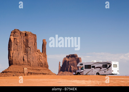 Recreational vehicles camping in Monument Valley Stock Photo