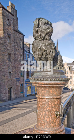 Grey Friars Bobby Memorial Candlemaker Row  Edinburgh Scotland Stock Photo