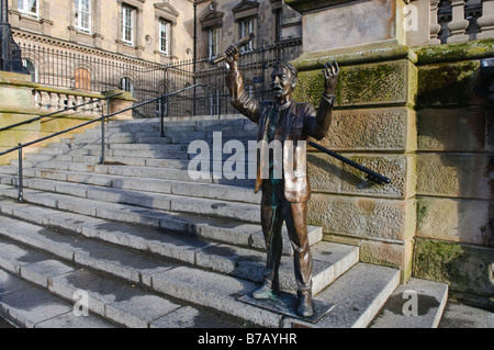 'The Speaker', bronze statue at Speaker's Corner, Custom House Square, with the Custom House in the background. Stock Photo