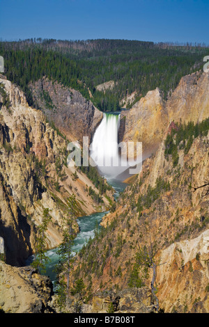 Beautiful sunny day at the Yellowstone National Park in Wyoming, USA ...