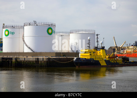 Vos Canna at Aberdeen City harbour BP Terminal, Scotland, UK Stock Photo