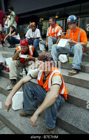 Ground Zero Construction Workers, Lunch Break, New York City, USA Stock Photo