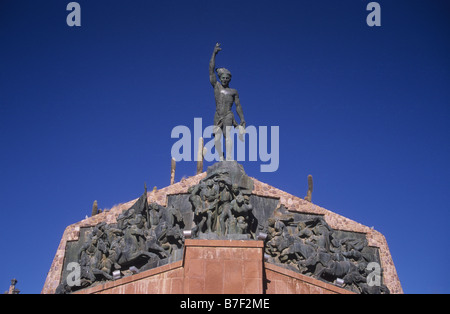 Detail of sculpture of indigenous leader on top of the Independence Heroes monument / Monumento a los Héroes de la Independencia, Humahuaca, Argentina Stock Photo