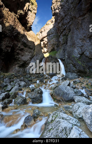 Gordale Scar Waterfall in Malhamdale, Yorkshire Dales National Park, England Stock Photo