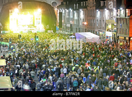 Crowds gathered for free Hogmanay concert on New Year's Eve in the Castlegate, Aberdeen, Scotland, UK Stock Photo