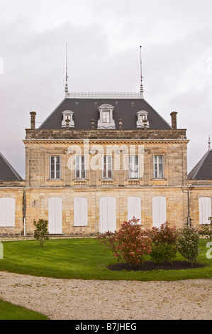 chateau le boscq st estephe medoc bordeaux france Stock Photo