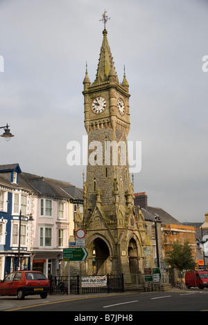 The Castlereagh Memorial Town Clock in Machynlleth at the junction of the A487 amd A489, North Wales Stock Photo