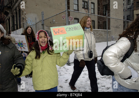 Students participate in their annual Martin Luther King Jr Commemorative Walk in New York Stock Photo