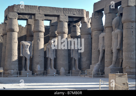 Ramses II statues, Ramses II's peristyle court. Luxor Temple, Luxor, Egypt 081116 32702 Stock Photo