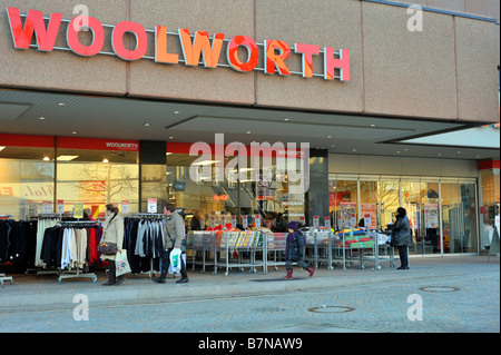 woolworth department store woolies sign red trading credit crunch consumerism shopping high street Stock Photo