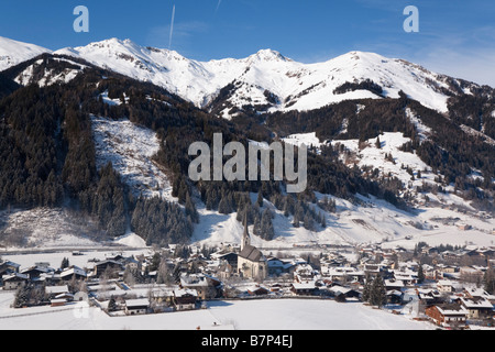 Alpine ski resort in Austrian Alps with snow in Rauriser Sonnen Valley and on Sonniblick Mountains in winter. Rauris Austria Stock Photo
