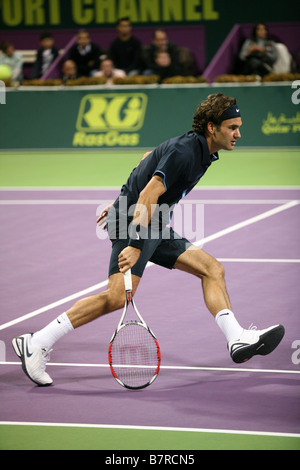 Roger Federer world No 2 in action against Philipp Kohlschreiber at the Qatar Open 2009