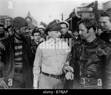 The Wild One Year: 1953 USA Marlon Brando, Lee Marvin, Robert Keith  Director: Laszlo Benedek Stock Photo