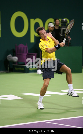 Philipp Kohlschreiber in action against Roger Federer Qatar Open 2009