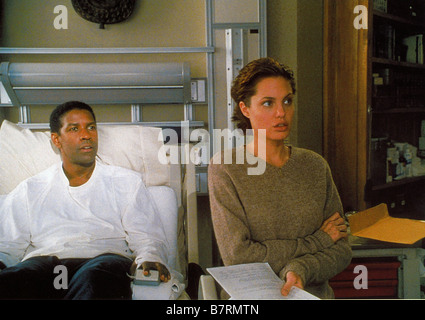 The Bone Collector Year: 1999 USA Denzel Washington, Angelina Jolie ...