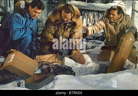 Destination zebra, station polaire Ice Station Zebra  Year: 1968 USA Ernest Borgnine, Rock Hudson  Director: John Sturges Stock Photo