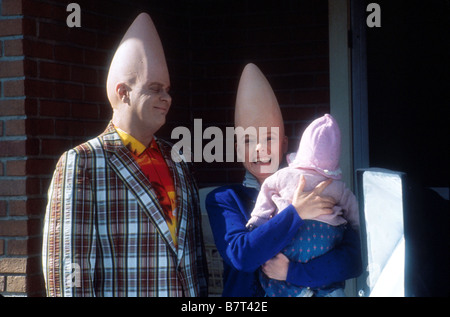 Coneheads Year: 1993 USA  Director: Steve Barron Dan Aykroyd, Jane Curtin Stock Photo