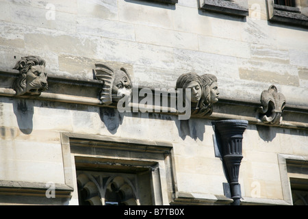 Figurehead Carvings on Magdalen College, Oxford University, Oxford, Oxfordshire, UK Stock Photo