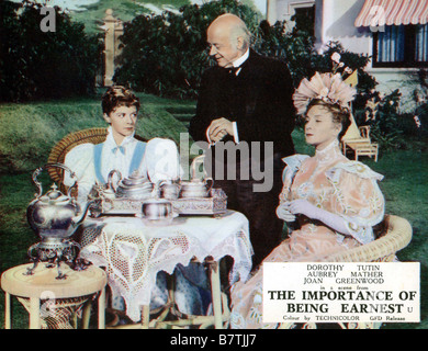 IL IMPORTE D'ETRE CONSTANT The Importance of Being Earnest  Year: 1952 - uk MICHAEL DENISON ET DOROTHY TUTIN  Director: Anthony Asquith Stock Photo