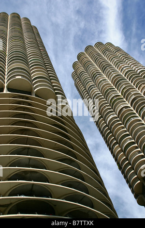 Marina City towers in Chicago, Illinois against blue sky and clouds Stock Photo