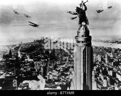 GORILLA EMPIRE STATE BUILDING KING KONG (1933 Stock Photo: 30623519 - Alamy