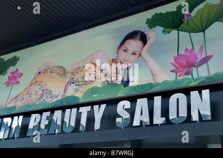Beauty salon chinatown hi-res stock photography and images - Alamy