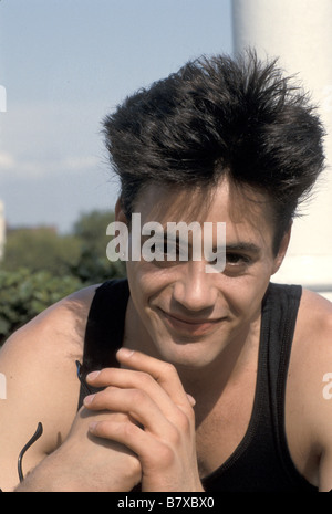 LESS THAN ZERO (1987) ROBERT DOWNEY JR LTZ 002 Stock Photo - Alamy