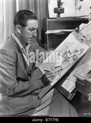 American animator and producer Walt Disney drawing Mickey Mouse Steamboat Willie Ca 1943 Stock Photo