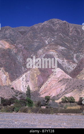 ' The Painters Palette ' / ' La Paleta del Pintor ' flatiron rock formations on hillside, Maimara, Quebrada de Humahuaca, Jujuy Province, Argentina Stock Photo
