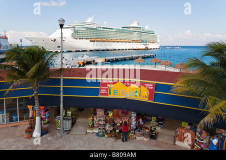 Gift and souvenir shop at the dock in the port of Cozumel Mexico Stock Photo