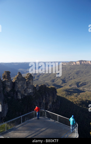 The Three Sisters and Tourists at Echo Point Katoomba Blue Mountains New South Wales Australia Stock Photo