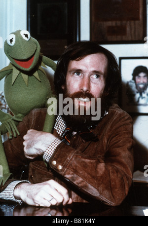 Jim Henson and his Muppet Kermit the Frog pose at Harvard University in