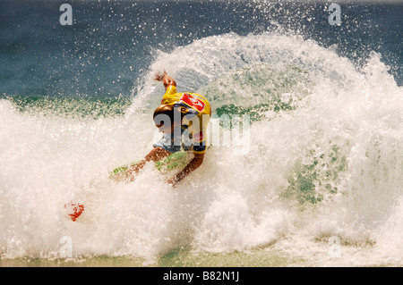 first day of quicksilver pro surf competion coolangatta australia unnamed competitor Stock Photo