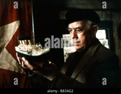 la guerre des abimes Raise the Titanic (1980) uk / usa Alec Guinness  Director: Jerry Jameson Stock Photo