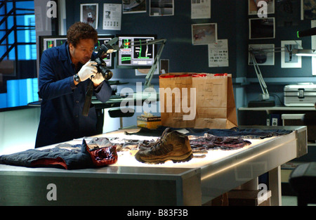 CSI: Crime Scene Investigation  TV Series 2000 - 2015 USA 2005 season 5, episode 14 -  Unbearable Gary Dourdan  Director: Kenneth Fink Created by Anthony E. Zuiker Stock Photo