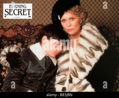 Burning Secret Burning Secret (1988) UK / West Germany David Eberts, Faye Dunaway  Director: Andrew Birkin Stock Photo