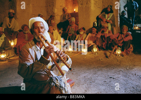 Bab'Aziz - The Prince That Contemplated His Soul Bab'Aziz - Der Prinz, der seine Seele betrachtete  (2005) France / Germany / Iran / Tunisia / UK Director: Nacer Khemir Stock Photo
