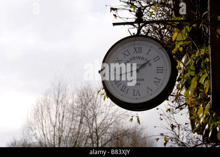 Clock at Shiplake Lock Oxfordshire Stock Photo