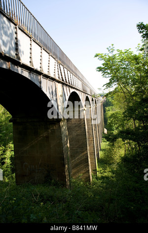 Pontcysyllte viaduct carrying the Langollen canal over the River Dee at Froncysyllte by Llangollen, built by Thomas Telford Stock Photo