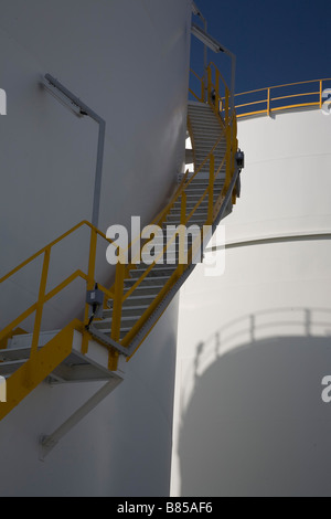 oil  petrochemical plant storage tanks uae Stock Photo