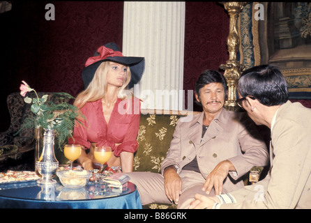 Charles Bronson Charles Bronson Charles Bronson, Jill Ireland son épouse à Rome en 1972 Stock Photo