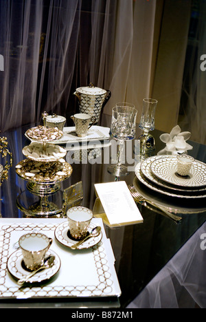Paris France, Luxury Shopping, French Crystal & Ceramics Company "Havilland Limoges" Store Window Display Tea Table Setting Stock Photo