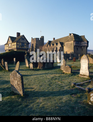 Stokesay Castle, Shropshire, UK. One of the finest fortified manor houses in England, it was built between 1240 and 1290 by Laurence de Ludlow Stock Photo