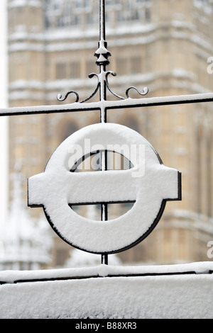 London transport Roundel with snow Stock Photo