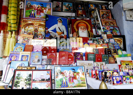 Shop selling pictures of Sikh Gurus including Guru Nanak Saheb,Sachkhand Gurudwarasaheb Gurudwara sahib,Nanded,Maharashtra,India Stock Photo