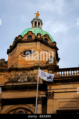 Lloyds Banking Group flying on the Scottish Headquarters Office (formerly Hbos), The Mound, Edinburgh, Scotland, UK, Europe Stock Photo